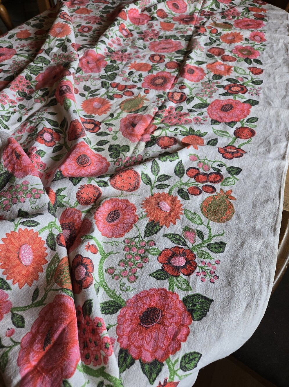 Vintage Linen Tablecloth